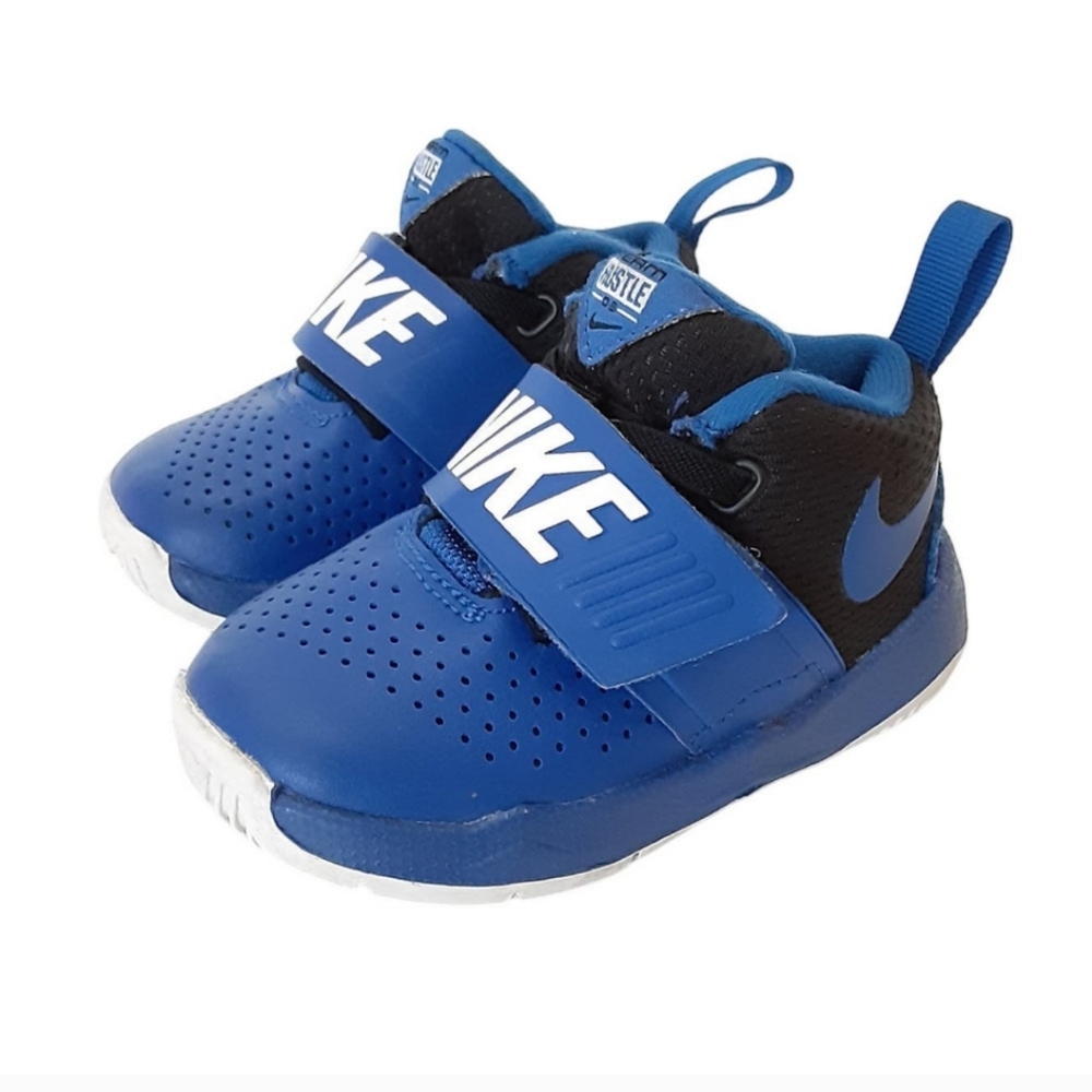Nike Team Hustle D8 High Top Sneakers Blue Basketball Shoe Toddler 5C 881943-405